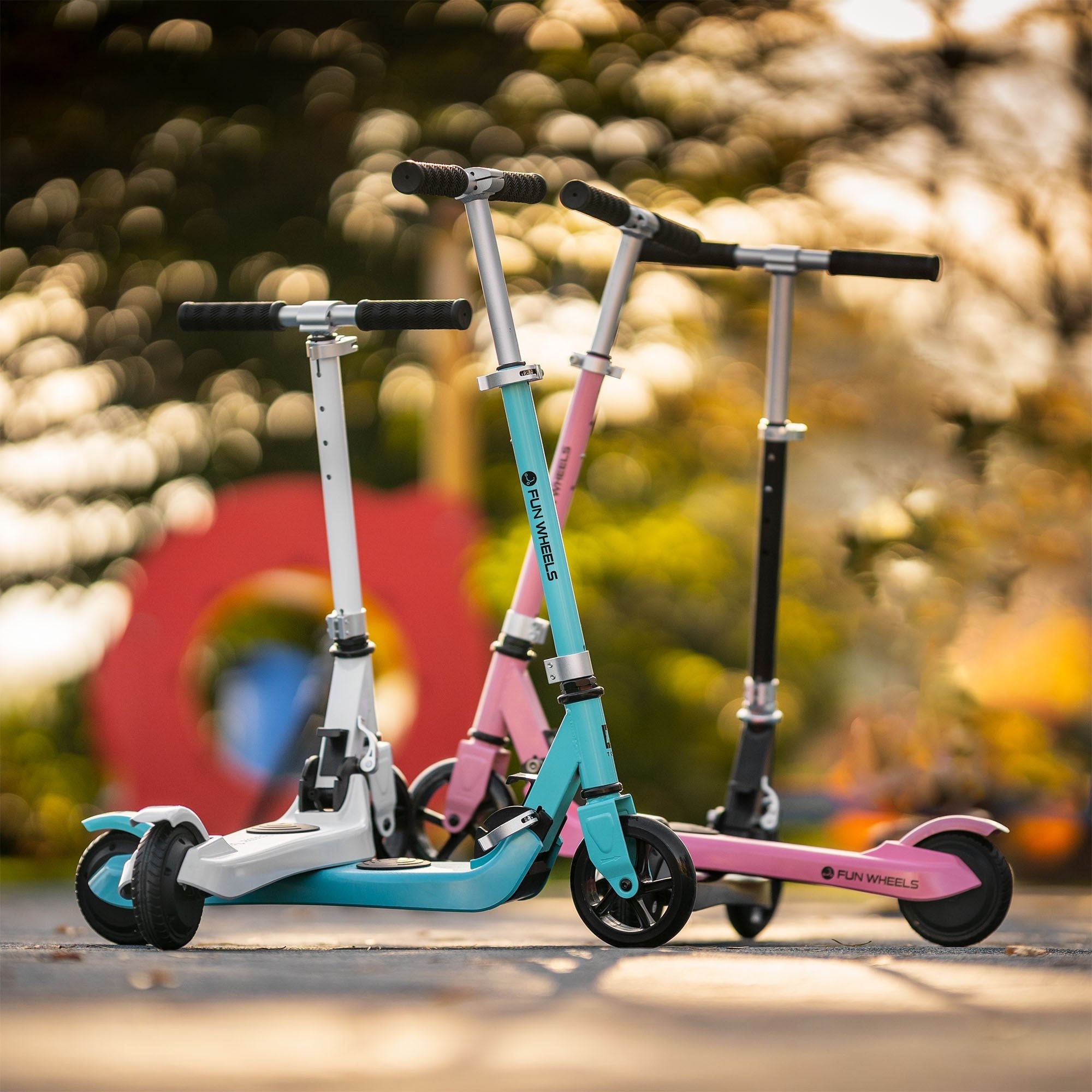 Električni romobil FUN WHEEL - crni