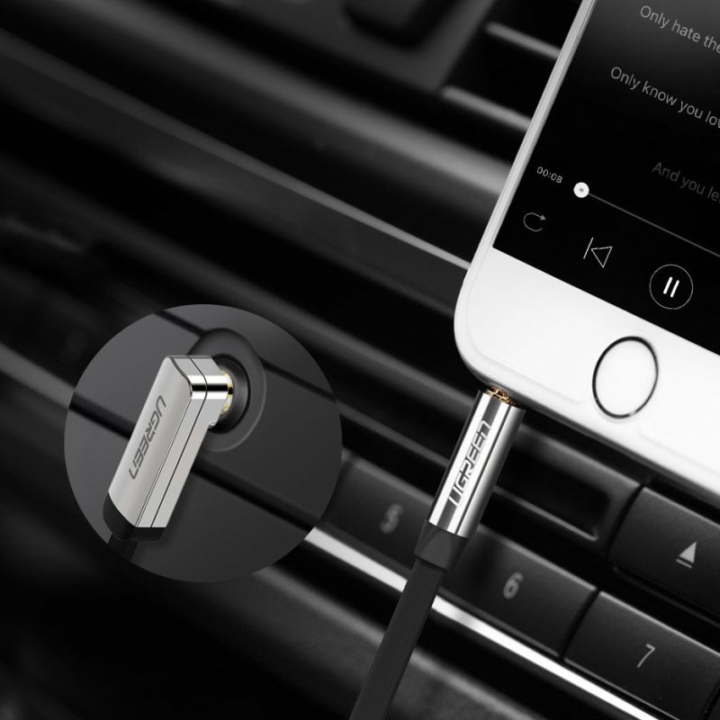 UGREEN 3,5 mm na 3,5 mm avdio kabel kotni 1 m črn
