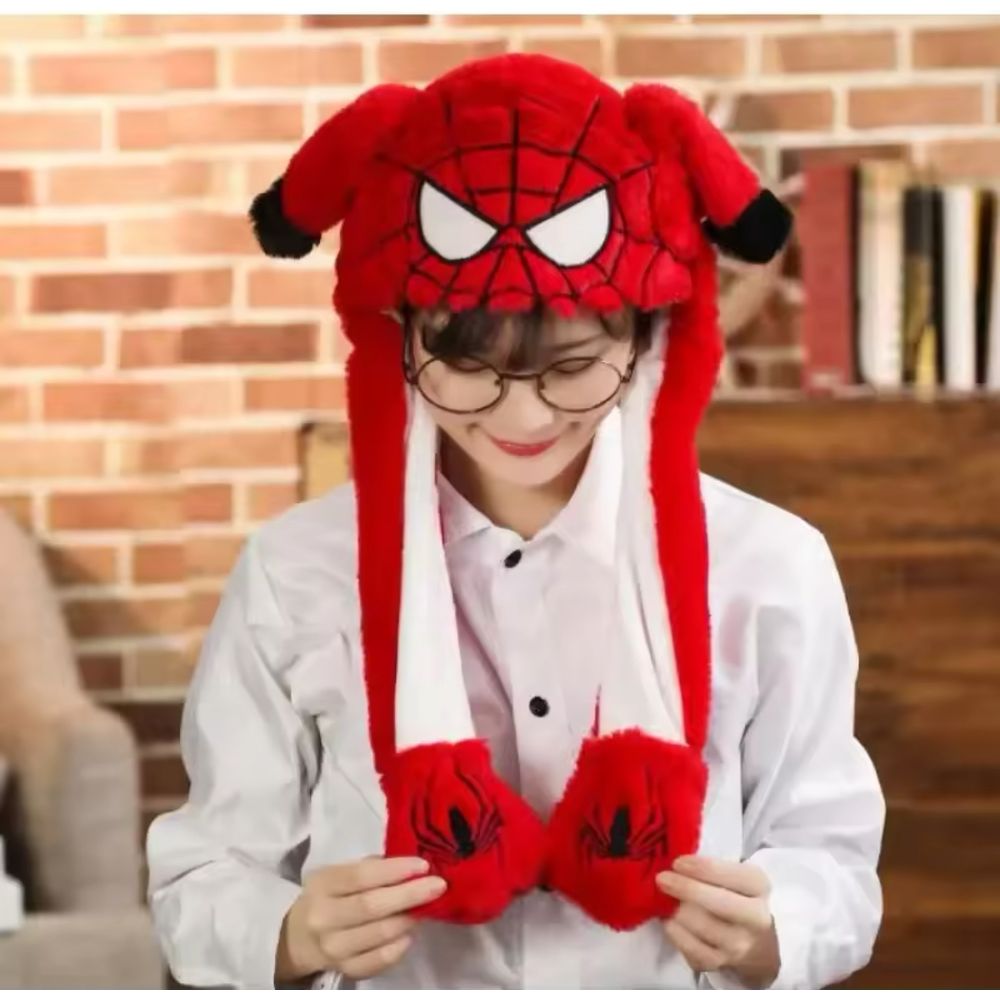 Kapa z zabavnimi živalmi na črpalko Spider-Man