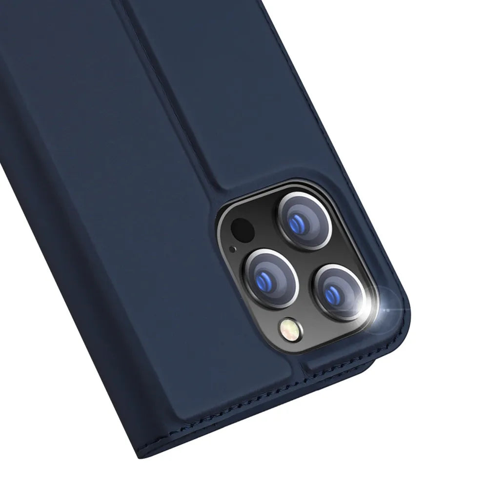 DUX DUCIS Skin Pro – Gladka usnjena torbica za Apple iPhone 15 modra