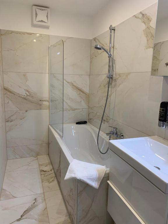 Dunaj, 1, 2, 3 ali 4 nočitve z zajtrkom za 2 osebi v hotelu Klimt Wien****