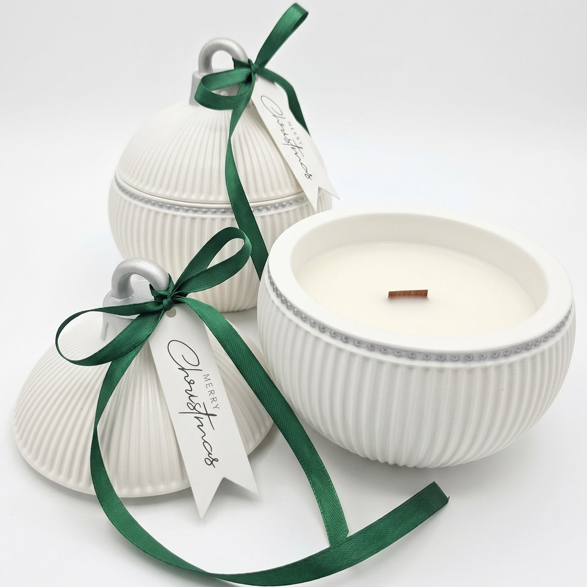 Svijeća Christmas Bauble Elegance - Bijela / Srebrna / Zimska Čarolija KP41664
