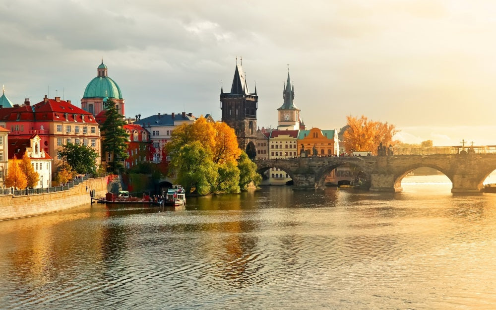 Praga, 2, 3 ali 4 nočitve za 2 osebi z zajtrkom ali polpenzionom in wellnessom v Top Hotel****