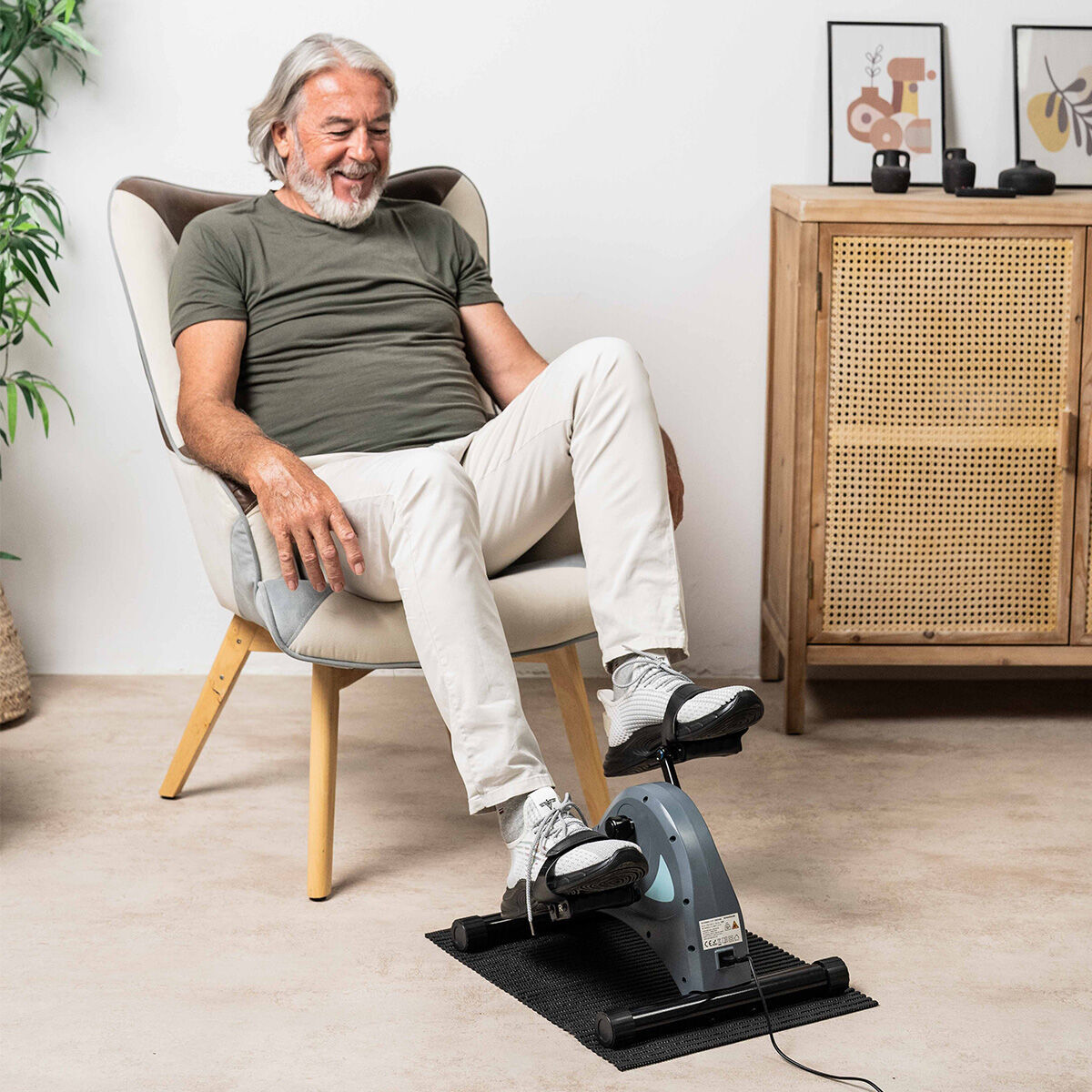 Električni Pomoćni Pedaler za Ruke i Noge s Prostirkom i Daljinskim Upravljačem Velora 3000 InnovaGoods